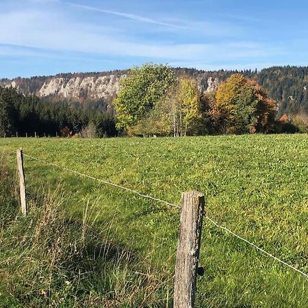 Nuit Insolite - La Cabane Du Haut-Doubs Les Gras Exterior foto
